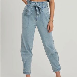 Something Navy Highwaist Relaxed Denim Pant
